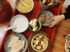 蒙古酸奶（炒米单配）-九十九顶毡房(阜石路店)