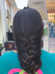 -吉艺心专业美发造型