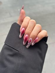 -丽心自助美甲美睫