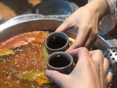 -野山舂·贵州现舂酸汤火锅(鸿通城店)