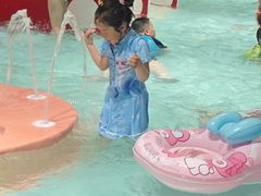 -涨巢·潮玩水疗局
