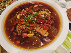 精品海鲜毛血旺-玉林烤鸭店(小西天店)