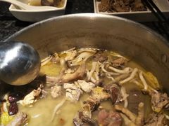 -一席地·本地鸡窝·杭帮鸡火锅(萧山银隆百货店)