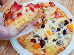 缤纷水果王+美式培根双拼比萨-City1+1城市比萨(国商卫星广场店)