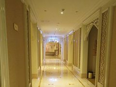 -麓湖国际水疗