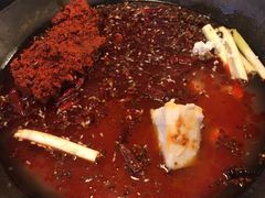 -星鸿社重庆老火锅(燃灯寺分店)