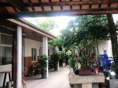 -李东农庄(中南百草园地标店)