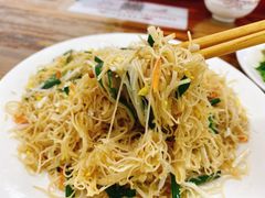 -正宗普宁豆干坊·洪记砂锅粥(红领巾路店)