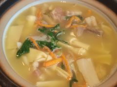 -玖鲜小笼(中山广场店)