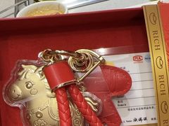 -海底捞火锅(新松江路生日主题店)