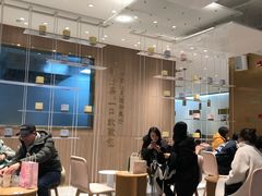 -奈雪的茶(湖滨银泰in77C区PRO店)