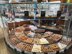 -Laderach 莱德拉(上海环贸iapm店)