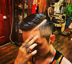 -TWOFACE双面理发馆