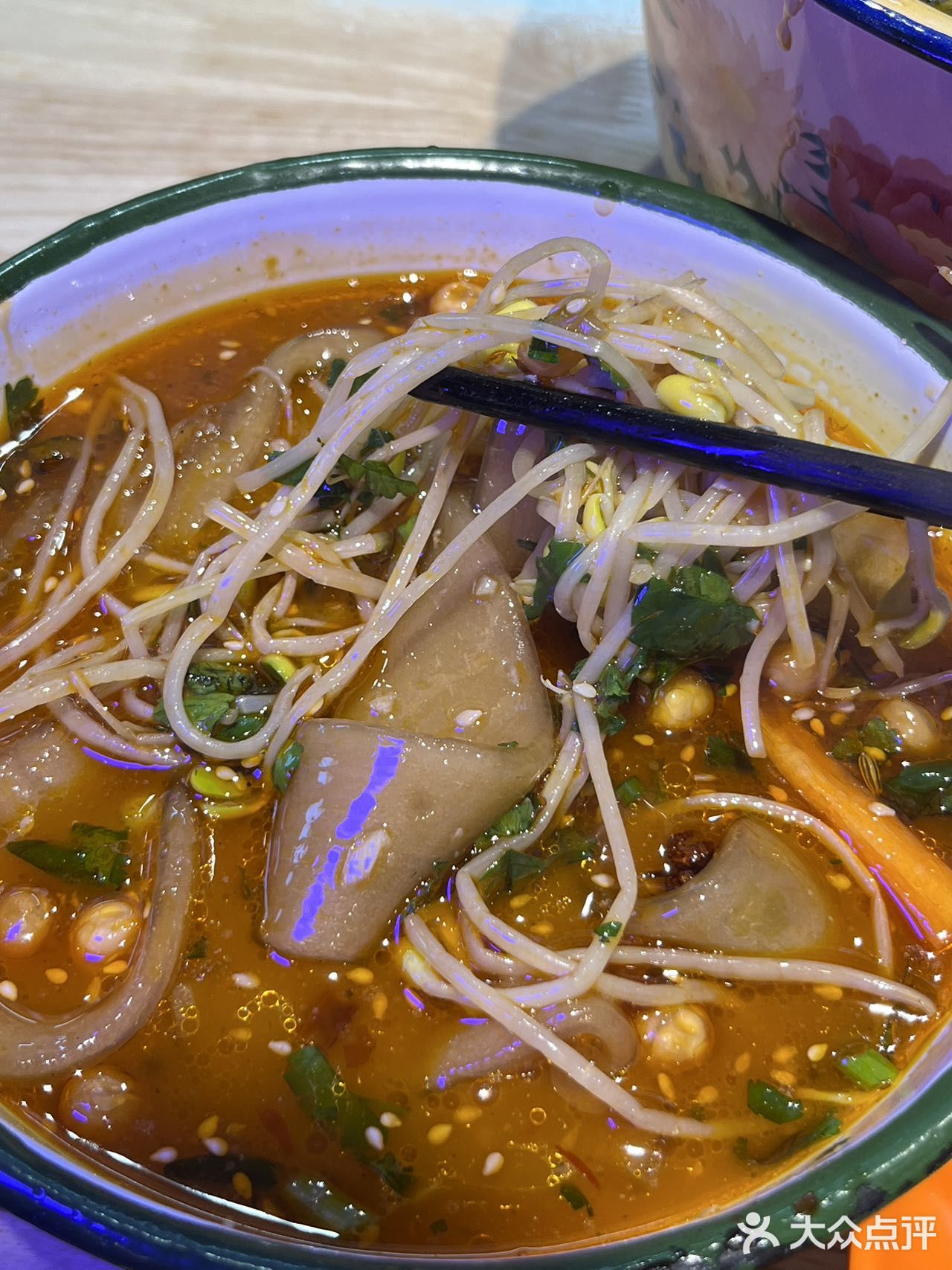等等涮熟后，越吃越上瘾️ • 网红店，超级好吃