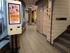 -麦当劳(虹梅路地铁站店)