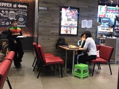 用餐区-汉堡王(财富广场店)