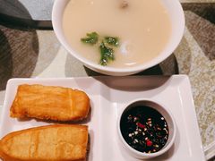 -BLU 全日制餐厅(上海安曼纳卓悦酒店)