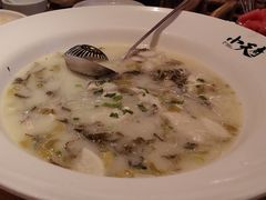 -严记小天府酸菜鱼(西四路店)