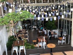 -ROAST coffee & eatery