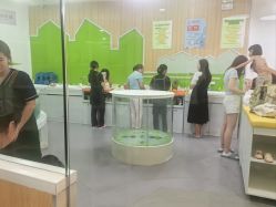 -鳄鱼泡泡游泳馆(新DNA购物中心店)
