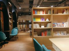 -光海书局(南京东路第一百货店)
