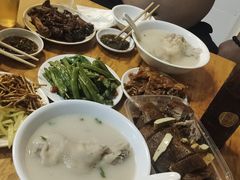 -明红蹄花(糍粑店街店)