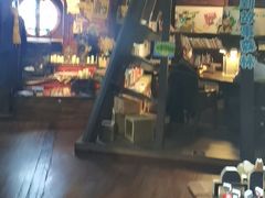 -良友书坊(安徽路店)