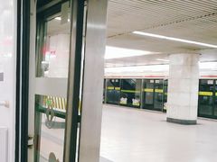 -衡山路(地铁站)