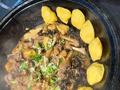 -小媳妇铁锅炖(安华街店)