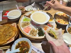 -怪噜范·老贵阳街头名小吃(鸿通城店)