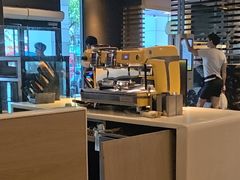 -麦当劳(杭州西湖银泰百货店)