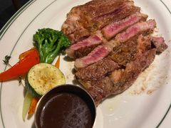 黑椒酱煎谷饲牛扒-幸薈飯堂