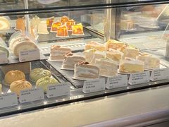 面包甜点陈列柜-SAANCI山池咖啡(海上世界文化艺术中心店)