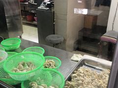 -周震馄饨