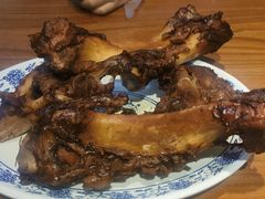 -老天桥酱肉烧饼夹肘子(天桥店)