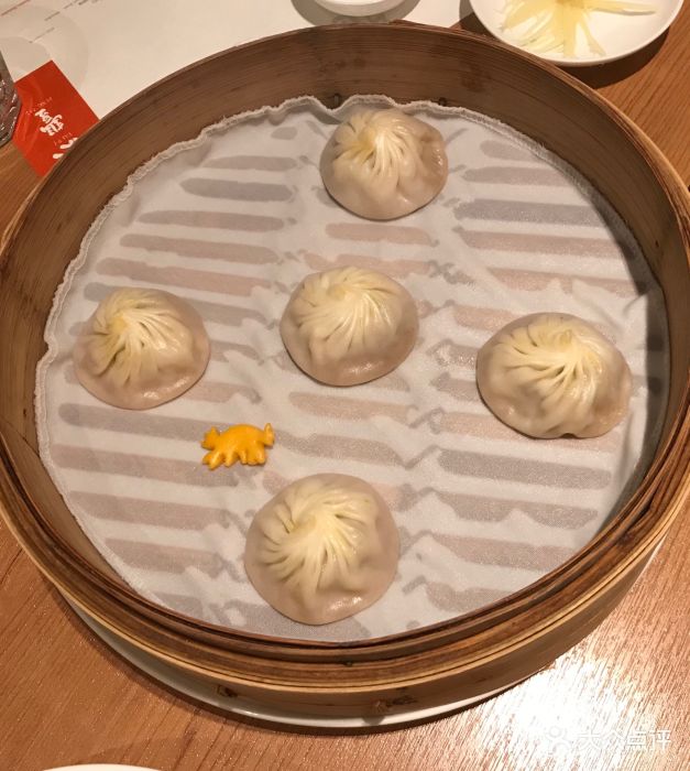 鼎泰丰(太古汇店)蟹粉小笼包图片