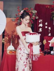 -Lady  Jane高端婚纱礼服馆