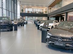 -贵州贵星奔驰4S店(观山湖店)