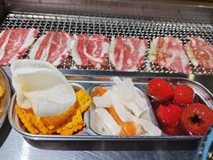 -马路牙子烧烤音乐酒馆(望京店)