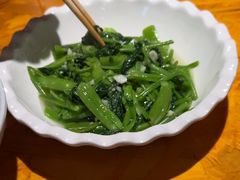 -琥珀老六龙虾(四里河店)