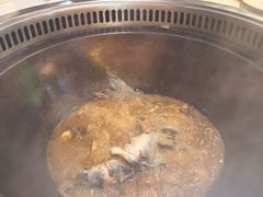 -哈尔滨烧烤·山河村铁锅炖(交大店)
