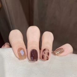 -UGIRL有个美甲