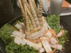 -湊湊火锅·茶憩(打浦桥日月光店)