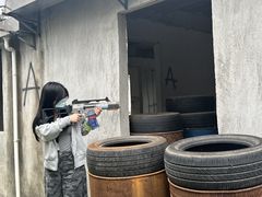 -东湖小天池真人CS彩弹野战基地