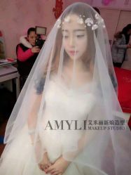 -艾米丽婚纱礼服