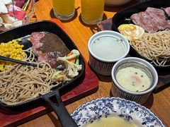 -豪客嘉族·麦尼顿西餐厅(乐福天下店)