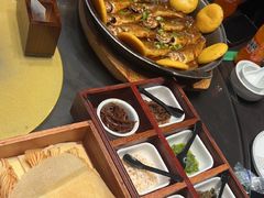 -五谷丰登农家院·地道胶东菜·海鲜烧烤(威海店)