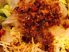 -闯关东东北农家菜(崂山石老人店)