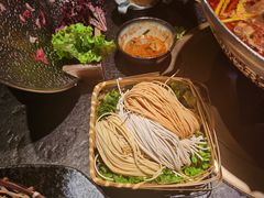 -湊湊火锅·茶憩(新中关购物中心店)