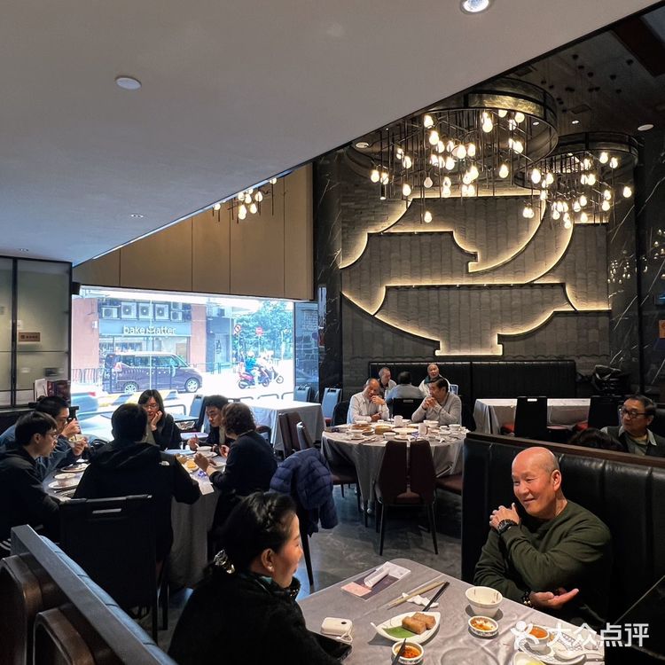 澳门土著都爱去吃的猪骨煲，一碗难求的美味！